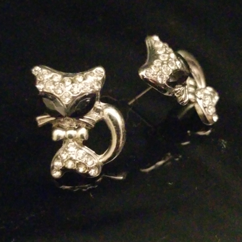 Cat earrings